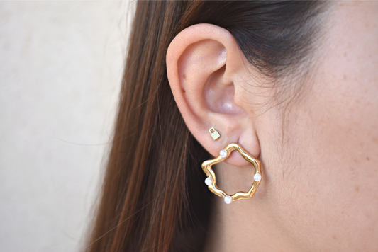 Irregular hoop earrings